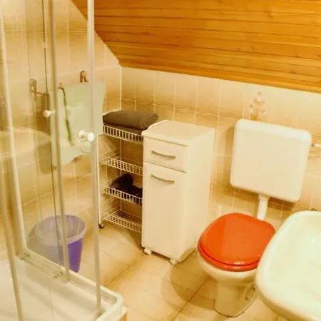 Kwatera prywatna 2 & Cvetek *