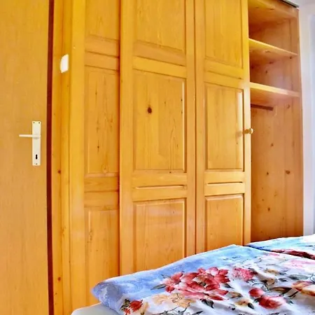 2 & Cvetek Privat bolig *