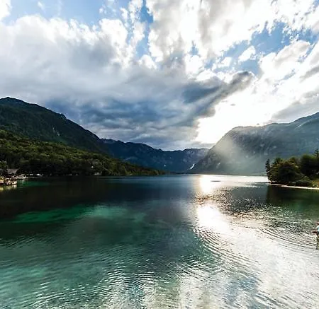 Kwatera prywatna 2 & Cvetek *