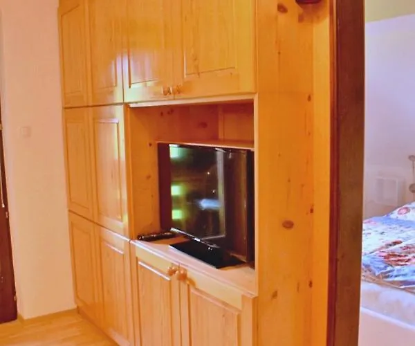 2 & Cvetek Pansiyon Bohinj